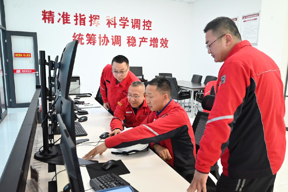 躬身入局  挺膺负责|宝廷新材料高管深入一线践行工匠精神——黄宏林