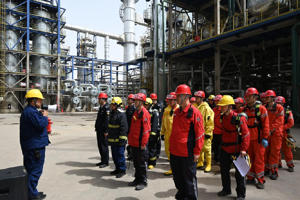 夯实安全基础 筑牢安全防线|宝廷新材料开展中毒和窒息事故专项应急演练